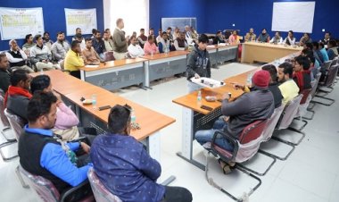 BIG NEWS: स्वामी विवेकानंद की जयंती, नीमच में युवाओं के लिए प्रेरक आयोजन, बेहतर प्रबंधन के लिए बैठक में दी विभिन्न समितियों को जिम्मेदारी, अब प्रख्यात वक्ता पुष्पेंद्र कुलश्रेष्ठ का विशेष व्याख्यान 12 जनवरी को, पढ़े खबर