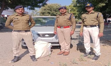 BIG NEWS: नाहरगढ़ में खाकी का चैकिंग पॉइंट, सेंट्रो कार को रोका, तो तलाशी में मिला एसेटिक, मौके से रफीक गिरफ्तार, अफीम से ब्राउन शुगर बनने से पहले भंडाफोड़, पढ़े पूरी खबर