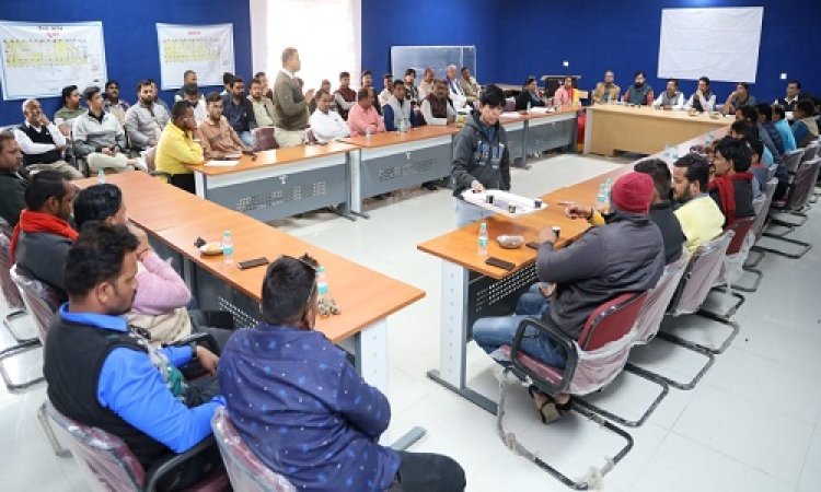BIG NEWS: स्वामी विवेकानंद की जयंती, नीमच में युवाओं के लिए प्रेरक आयोजन, बेहतर प्रबंधन के लिए बैठक में दी विभिन्न समितियों को जिम्मेदारी, अब प्रख्यात वक्ता पुष्पेंद्र कुलश्रेष्ठ का विशेष व्याख्यान 12 जनवरी को, पढ़े खबर