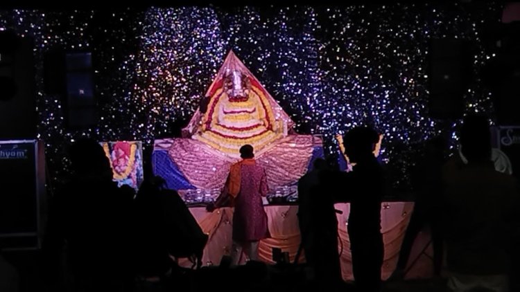 NEWS: नववर्ष पर भव्य भजन संध्या का आयोजन, नागदा बना खाटू धाम, मशहूर गायकों ने बांधा समां, अब 10 जनवरी को भी ये भव्य आयोजन, पढ़े खबर