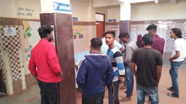 BIG BREAKING: रावणरुंडी गांव में दो पक्षों ने विवाद, जमकर चली लाठियां और लात-घुसे, सात लोग घायल, क्या है पूरा मामला...! पढ़े ये खबर