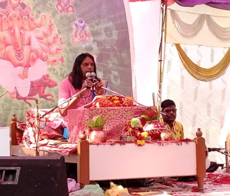 NEWS: जीरन में नानी बाई मायरा की शुरुवात, श्रद्धालुओं की उमड़ी भीड़, चंद्रदेव महाराज बोले- संकट में चिंता करने से समस्या का हल नहीं होता, पढ़े खबर