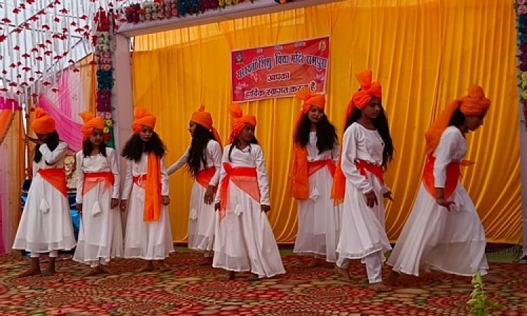NEWS: रामपुरा के सरस्वती शिशु मंदिर में वार्षिकोत्सव की धूम, विद्यार्थियों के नृत्य ने बांधा समां, तालियों की गड़गड़ाहट से गूंजा स्कूल परिसर, पढ़े खबर