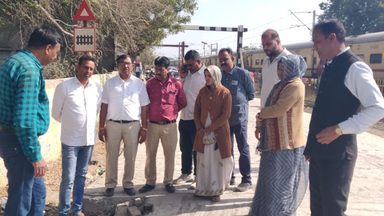 NEWS: नपाध्यक्ष ने किया शहर का भ्रमण, नागदा में निर्माणाधीन सड़कों का लिया जायजा, दिए आवश्यक निर्देश, पढ़े खबर