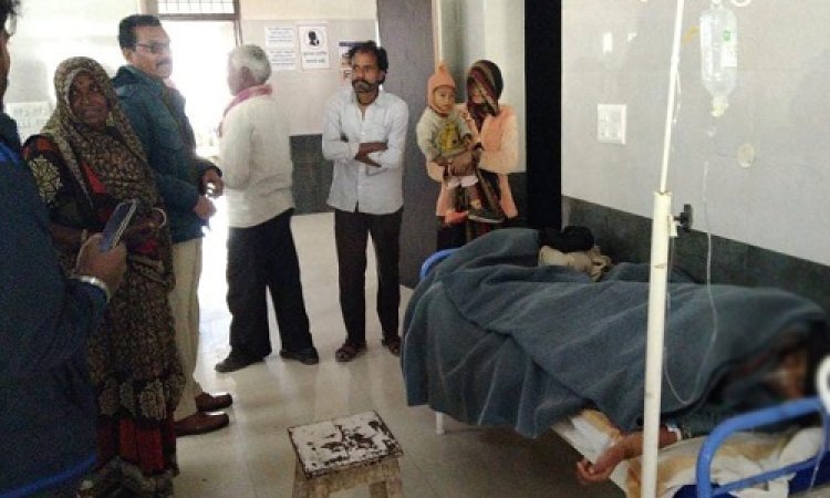 OMG ! कुछ महीनों पहले शादी, और आज महिला ने उठाया ये खौफनाक कदम, कोठड़ी गांव में हलचल, फिर जिला अस्पताल में कराया भर्ती, मामला- जीरन थाना क्षेत्र का, पढ़े खबर