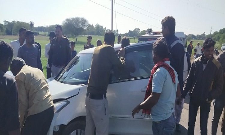 BIG BREAKING: मारुती स्विफ्ट और बलिनों में भिड़ंत, इस एक कार में भरा अवैध मादक पदार्थ, किस वाहन पर लिखा स्वास्थ्य अधिकारी नीमच, एक घायल, तो दूसरा एक मौके से फरार...! मामला नारायणगढ़ थाना क्षेत्र का, पढ़े ये खबर
