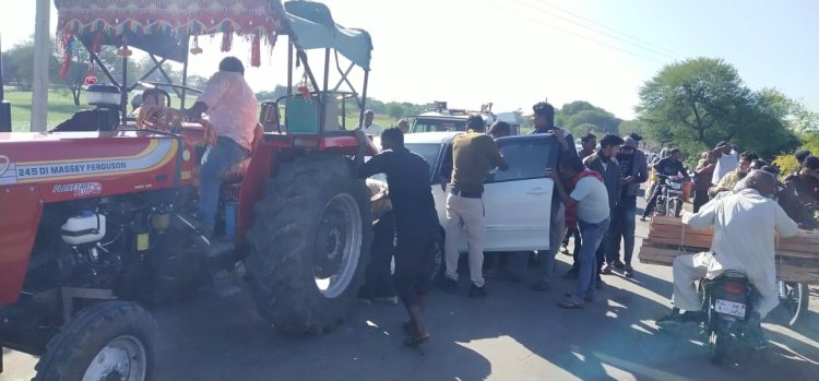 NEWS: दो कारों में भिड़ंत, और नारायणगढ़ पुलिस मौके पर, एक वाहन में मिला मादक पदार्थ, अब फरार तस्कर की तलाश शुरू, पढ़े खबर