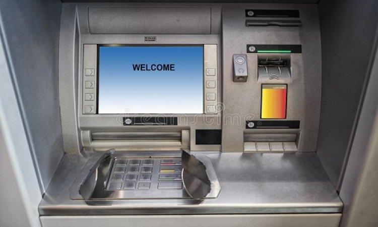 BIG BREAKING: देर रात बदमाशों के निशाने पर ATM, चोरी के लिए मशक्कत तो की, पर किस्मत ने छोड़ा साथ, सूरज उगने के पहले केंट पुलिस की कार्यवाही, किसे उठाकर ले आई थाने, मामला- इस क्षेत्र का, पढ़े ये खबर