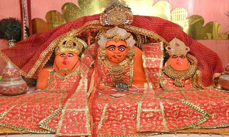 NEWS: चैत्र नवरात्रि पर्व, ग्राम चीताखेड़ा में निकली विशाल चुनरी यात्रा, मार्गो में जगह-जगह स्वागत, फिर पहुंची आवरीमाता के दरबार, पढ़े खबर