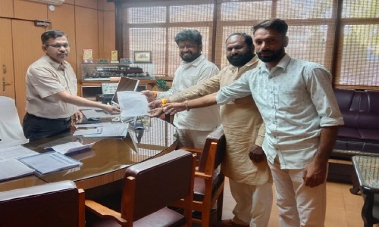 NEWS: वर्षो पहले निर्माण, अब खस्ताहाल हो रही पुलियां, ग्रामीणों की बड़ी परेशानी, तो आये दिन होते हादसे, इस प्रतिनिधिमंडल ने उठाई आवाज, की रेल प्रबंधक से मुलाकात, पढ़े ये खबर