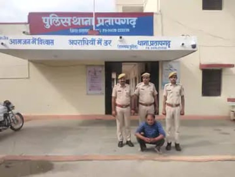 NEWS : प्रतापगढ़ में पुष्पा को पुलिस ने धरा, तस्करी की लकड़ी भी बरामद, कोर्ट में पेशी के बाद न्यायालय ने सुनाया ये बड़ा फैसला, पढ़े खबर