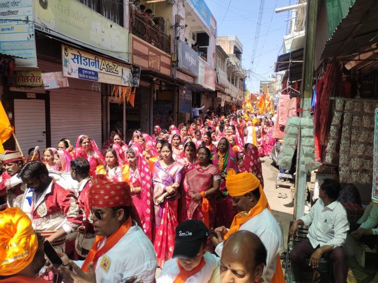 NEWS: अक्षय तृतीया पर मनासा नगर में धूमधाम से मनाई गई परशुराम जयंती नगर में निकला चल समारोह, पढ़े खबर