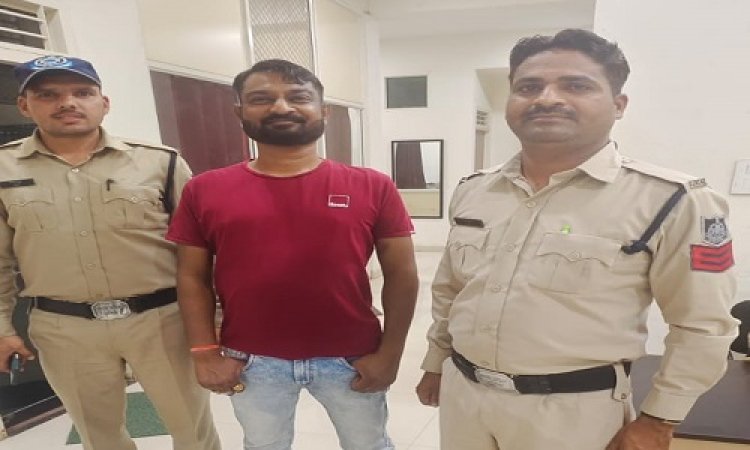 BIG NEWS: नीमच की इस कॉलोनी में खुलेआम अवैध सट्टा, केंट पुलिस ने दी दबिश, तो मोनू चढ़ा हत्थे, मोबाइल में खुला लाखों का राज...! पढ़े ये खबर