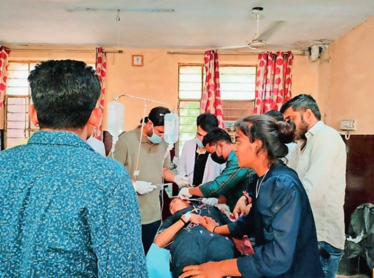 NEWS : लड़की पर तलवार से हमला कर लड़के ने खुद को मारी गोली, मामला एकतरफा प्यार का, पढ़े खबर