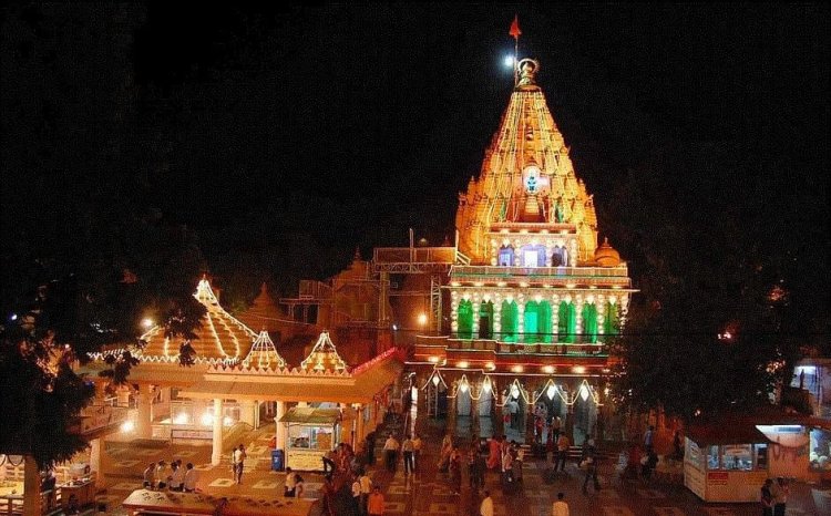 NEWS : बाबा महाकाल लोक, श्रद्धालु और खजाना दोनों नए शिखर पर, सितंबर में लोकार्पण के बाद श्रद्धालुओं की संख्या बड़ी 10 गुना, वही खजाना भी बड़ा 3 गुना, पढ़े खबर
