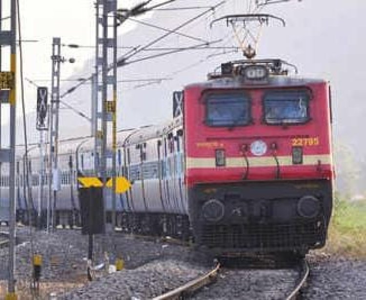 NEWS : वैष्णो देवी जाने वाले यात्रियों के लिए खुश खबरी, अब इंदौर-कटरा के बीच 18 मई से चलेगी स्पेशल ट्रेन, पढ़े खबर