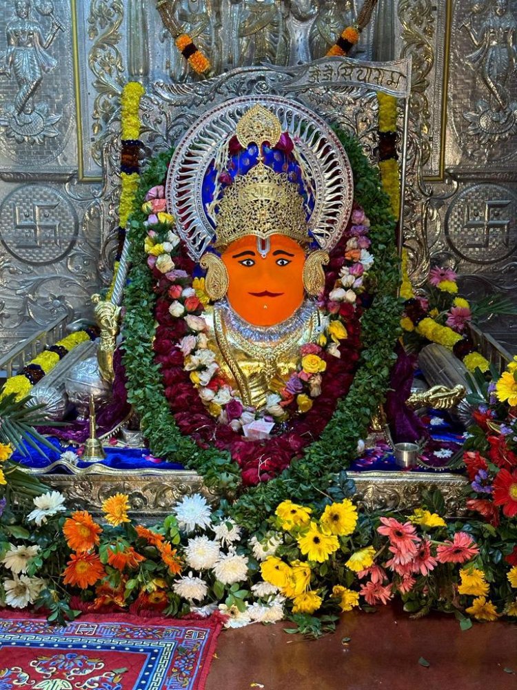 NEWS : नीमच में बालाजी का जलवा महोत्सव, यहां सजेगा दिव्य दरबार, फिर विराट भजन संध्या भी, मशहूर भजन गायक बांधेंगे समां, पूजन यात्रा से शुरुआत, महिलाएं भी निभाएगी अहम भूमिका, पढ़े ये खबर