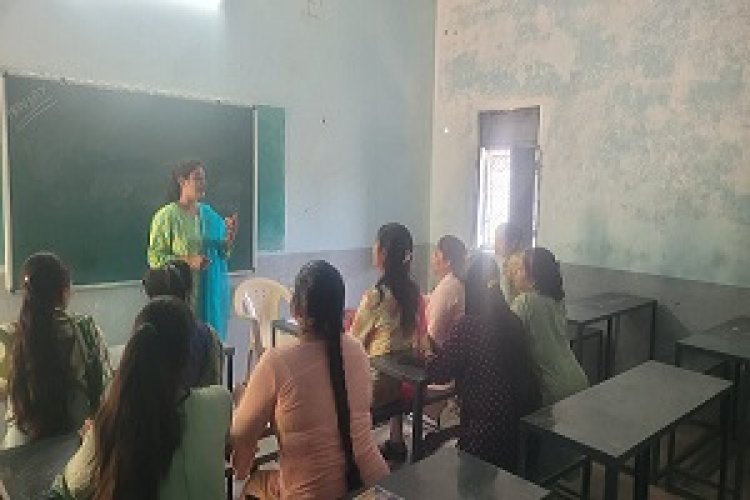 NEWS - जीरन महाविद्यालय में महिला उत्पीड़न पर जागरूकता कार्यक्रम का आयोजन, अपराथ के प्रति सजग रहने की दी सलाह,पढ़े खबर