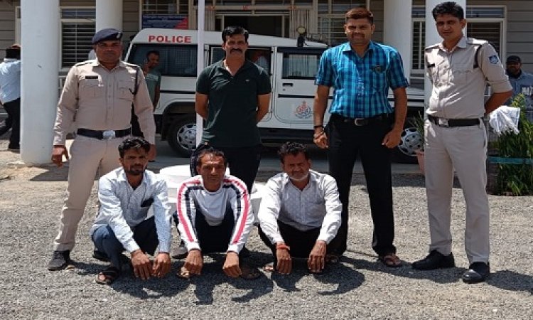 BIG NEWS : 5 हजार का इनाम, और लोग फरार, अब बघाना पुलिस की स्पेशल टीम का कमाल, बदमाश सहित ये सभी गिरफ्तार, पढ़े खबर