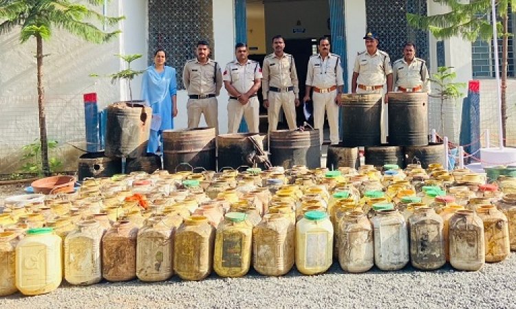 BIG NEWS: कुकड़ेश्वर पुलिस की ग्राम तलाऊ व मोया में दबिश, कच्ची शराब बनाने के ठिकानों का भंडाफोड़, हजारों लीटर लहान जप्त, फिर मौके पर ये बड़ी कार्यवाही, पढ़े खबर