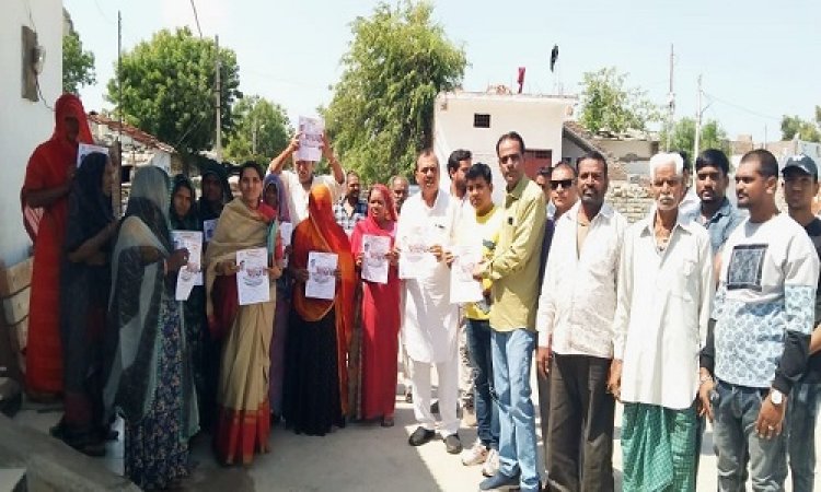 NEWS: नयागांव में नारी सम्मान योजना का शुभारंभ, सैकड़ों महिलाओं के भरे फार्म, पढ़े खबर