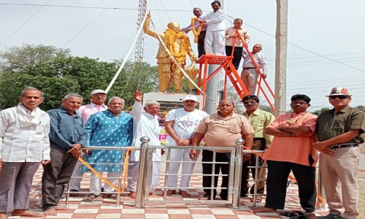 NEWS: सुभाष सेना ने मनाई वीर सांवरकर की 140 वीं जयंती, बताया योगदान, कृति अध्यक्ष गौड़ व शिक्षाविद डॉ. शक्तावत का सम्मान भी, पढ़े खबर