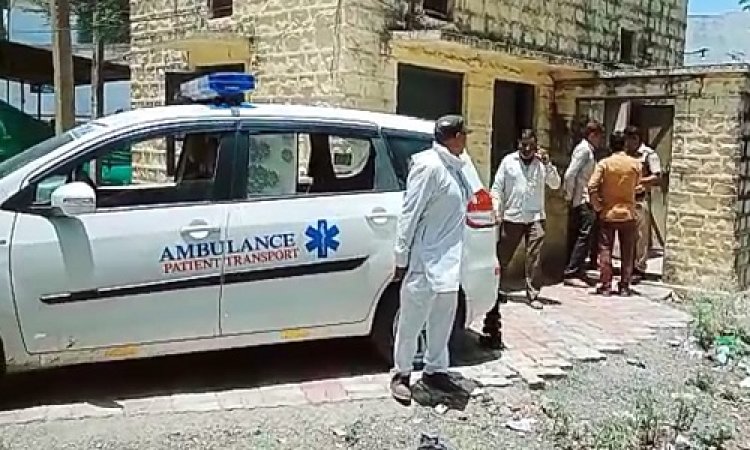 BIG BREAKING: उदयपुर में पप्पू ने तोड़ा दम, देवरी-खवासा के इस परिवार में मातम, घटना के बाद किया था रैफर, मामला- मनासा-मंदसौर रोड़ पर हुए सड़क हादसे का, पढ़े खबर