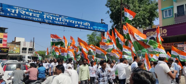 BIG BREAKING: किसान आंदोलन की धरती पर पूर्व सीएम कमलनाथ, कुछ देर में पहुंचेंगे हैलिपेड, पिपलियामंडी में सभा को करेंगे संबोधित, कैसा है माहौल...! पढ़े ये खबर