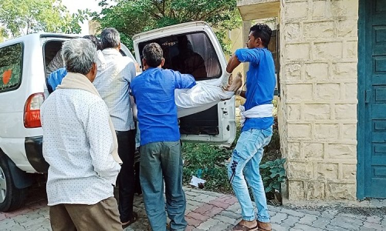 BIG BREAKING: मकान का निर्माण कार्य, और मजदूरी करता युवक, अचानक ऊपर से आई मौत, फिर रवि ने तोड़ा दम, अब परिवार में मातम, घटना मनासा थाना क्षेत्र की, पढ़े ये खबर