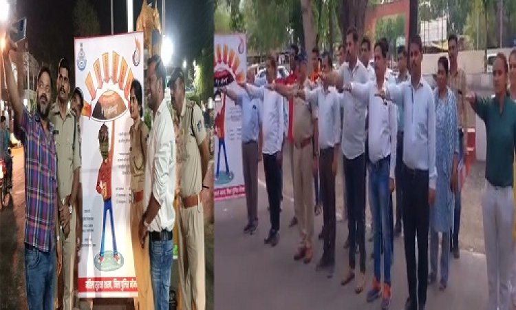 BIG NEWS: नीमच में ‘अभिमन्यु‘ अभियान, इन चौराहों पर तैयार किये सेल्फी पॉइंट, पुलिस अधिकारी भी तैनात, आमजन को कर रहे जागरूक, एक बार आप भी पहुंचे, पढ़े ये खबर