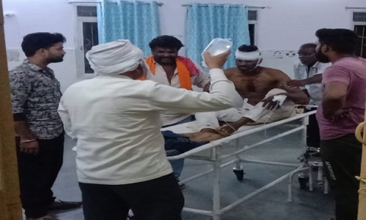 OMG ! मनासा-मंदसौर रोड़ बन गया ब्लैक स्पॉट, बीती रात फिर हुई सड़क दुर्घटना, विशाल और देशपाल घायल, गंभीर हालत में नीमच रैफर, पढ़े पूरी खबर