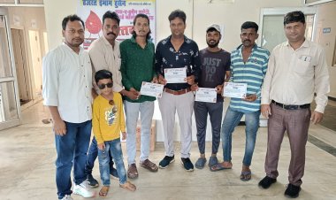 NEWS: अता-ऐ-हुसैन कमेटी शामगढ़ की बड़ी पहल, ईमाम हुसैन की याद में रक्तदान शिविर का आयोजन, इतने यूनिट रक्त प्राप्त, पढ़े कैलाश विश्वकर्मा की खबर