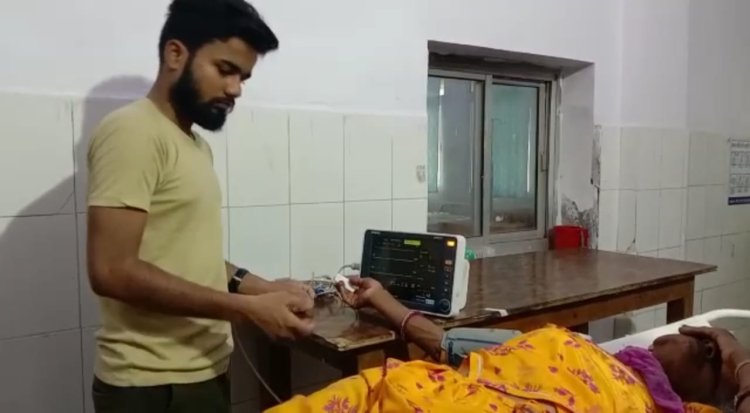 NEWS: RV कॉलेज के सामने हुआ ये हादसा, बाइक सवार दंपत्ति घायल, गंभीर हालत में महिला जिला अस्पताल रैफर, पढ़े ये खबर