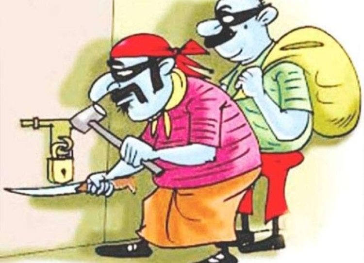 BIG BREAKING: घर में परिवार के लोग, फिर भी दबे पांव चोरों की दस्तक, सोने-चांदी के आभूषणों सहित नगदी पर हाथ साफ, रतनगढ़ थाने में हुई शिकायत, तो पहले पहुंची पुलिस, फिर आई FSL और डॉग स्क्वायट की टीम, वारदात इस गांव की, पढ़े ये खबर