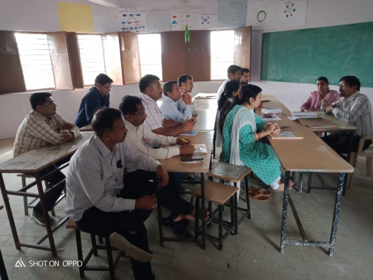 NEWS: पालसोड़ा के शासकीय विद्यालय में एसएमडीसी की बैठक संपन्न, इस एजेंडे पर हुई चर्चा, पढ़े खबर