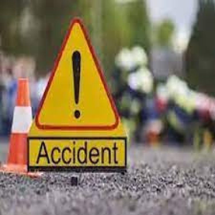 BREAKING NEWS: महू-नीमच हाईवे पर देर रात हुआ हादसा,अज्ञात वाहन ने मारी पैदल जा रहे युवक को टक्कर,मोके पर मोत,सुचना पर आई 100 डॉयल,शव को पहुंचाया जिला अस्पताल,पढ़े खबर