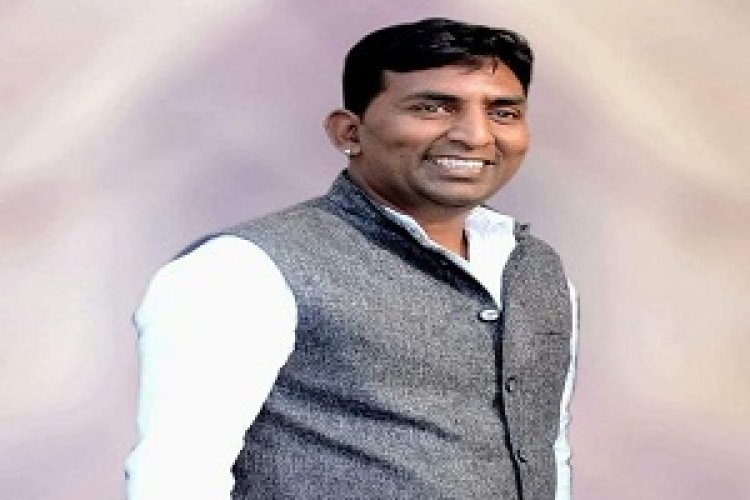 NEWS: किसान विरोधी सरकार का तुगलकी निर्णय, नहीं मिल रहा किसानों को यूरिया खाद,हो रहे दर-दर भटकने को मजबूर,विनोद दक, पढ़े खबर