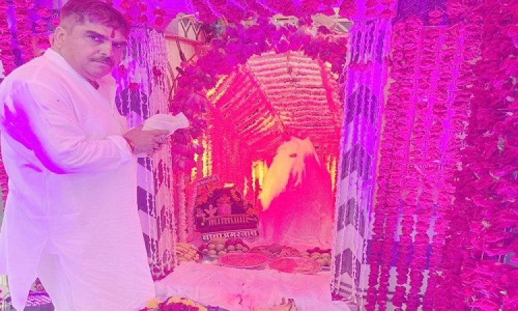 BIG NEWS: सावन मास का चौथा सोमवार, नीमच के महाकाल का विशेष श्रृंगार, श्री किलेश्वर महादेव ने लिया बाबा अमरनाथ का रूप, पूजा-अर्चना में शामिल हुए समाजसेवी अशोक अरोरा (गंगानगर), दर्शन के लिए उमड़े भक्त, पढ़े ये खबर