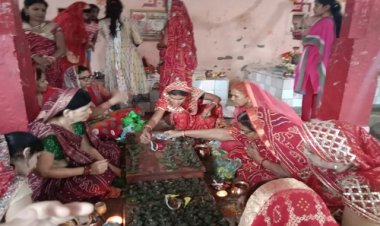 NEWS: श्रावण मास में महिला मंडल की बड़ी पहल, एक साथ एक समय पर तैयार किएं 84 शिवलिंग, फिर सामूहिक पूजा-अर्चना भी की, पढ़े ये खबर