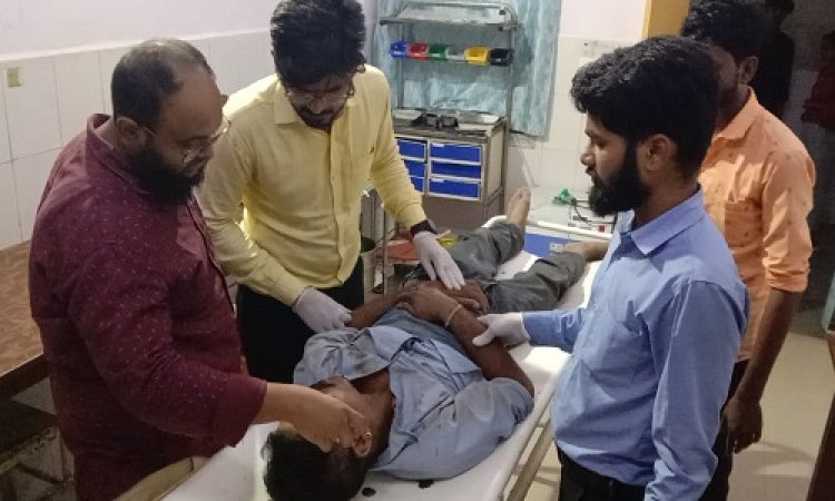 BIG NEWS: अज्ञात वाहन ने बाइक सवार को मारी टक्कर, गंभीर अवस्था में मनासा अस्पताल पहुंचाया, फिर जिला अस्पताल रैफर, पुलिस जुटी जांच में, पढ़े ये खबर