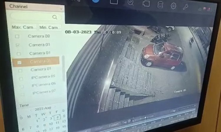 OMG ! बाइक खड़ी कर घर में गया अंकित, जब फिर से आया बाहर, तो उड़ गए होश, फिर CCTV कैमरों ने खोला राज, अब मनासा थाने पहुंची शिकायत, क्या है मामला...! पढ़े मनीष जोलान्या की खबर