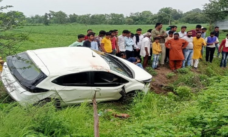 NEWS: नागदा के समीप सड़क, मनासा के व्यापारी की दर्दनाक मौत, परिजन शव लेकर पहुंचे मनासा, जांच शुरू, पढ़े मनीष जोलान्या की खबर