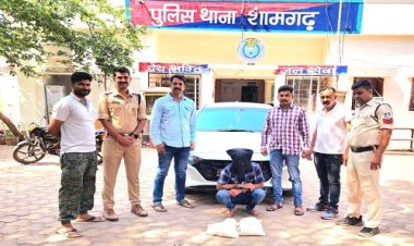 BIG NEWS: लक्जरी कार में भरी काले सोने की बड़ी खैप, और डिलेवरी देने निकला तस्कर, रास्ते में मिल गई शामगढ़ पुलिस,  लाखों का मादक पदार्थ जप्त, आरोपी दशरथ सिंह भी गिरफ्तार, पढ़े खबर