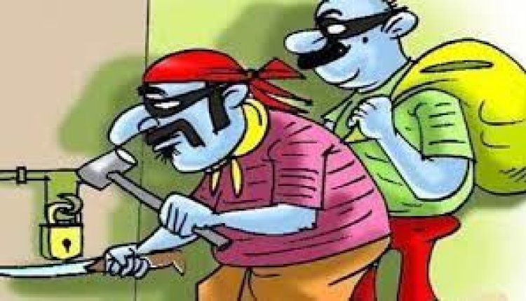 NEWS: अब चोरों के निशाने पर आंगनवाड़ी केंद्र, बीती रात दिया बड़ी वारदात को अंजाम, शिकायत पहुंची डीकेन चौकी, क्या है पूरी घटना, पढ़े ये खबर