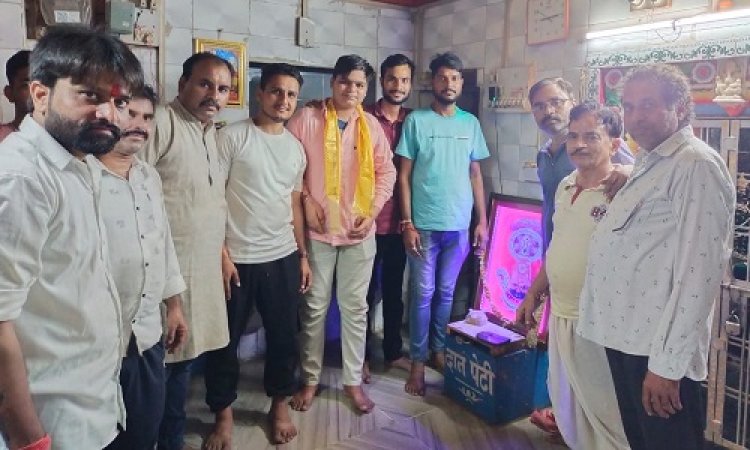 NEWS: रतनगढ़ से खाटूधाम एवं सावरियां सेठ तक पैदल यात्रा, सकुशल लौटने पर नगरवासियों ने किया भव्य स्वागत, पढ़े खबर