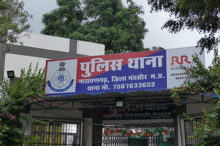 BIG NEWS : राजस्थान का तस्कर नरपत सिंह,जब फर्राटे से निकला वरना कार ले,तो सामने आ गई नारायणगढ़ पुलिस,हुई तलाशी,तो निकला ये माल,पढ़े ये खबर