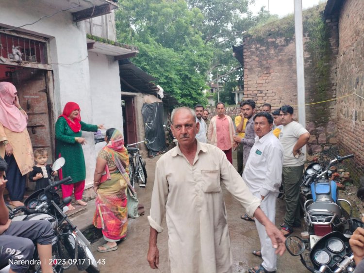 BIG NEWS : पिपलियामंडी की जैन गली,जहां दिनदहाड़े ऐसी चोरी,की उड़ गए घर मालिक के होश,इलाके में फैली सनसनी,पुलिस जुटी अब जाँच में,पढ़े ये खबर