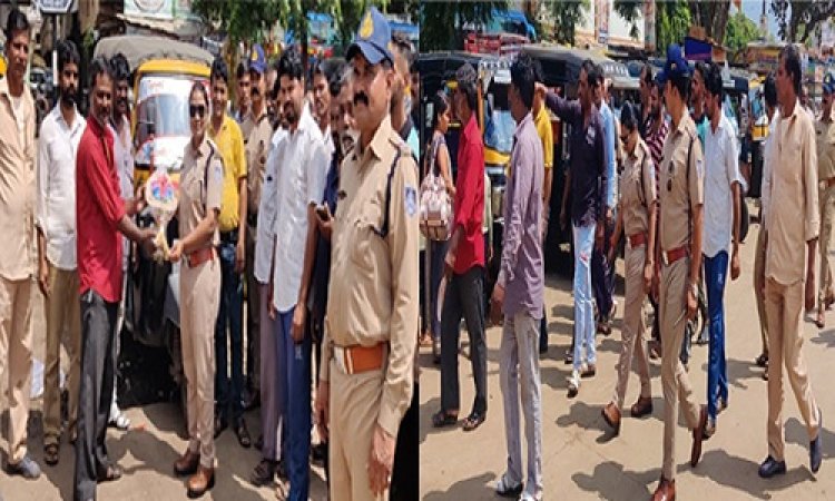 BIG NEWS: नीमच के बस व ऑटों संचालक हो जाएं अलर्ट, थाने में जमा करानी होगी ये सूची, दस्तावेज के साथ यूनिफार्म भी अब जरुरी, यातायात प्रभारी के निर्देशों का करना होगा पालन, वरना हो सकती है बड़ी कार्यवाही...! पढ़े ये खबर