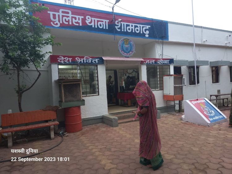 BIG NEWS: लाड़ली बहना के नाम पर कुकर्म,योजना में लाभ का पहले दिया ये लालच,फिर बुलाया अपने घर, ओर सरपंच सहित दोस्तो ने लूट ली अस्मत,मामला मंदसौर क्षेत्र का, पढ़े ये खबर