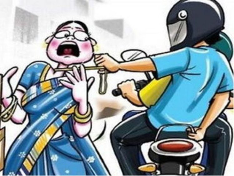 BIG BREAKING: नीमच बस स्टैंड से अपने घर जाती महिला, जैसे ही पहुंची एसपी कार्यालय के सामने, तो अज्ञात बदमाशों ने किया टारगेट, चंद मिनटों में इस वारदात को दें डाला अंजाम, मच गई अफरा-तफरी, अब कैंट थाने पहुंची शिकायत, क्या है पूरा घटनाक्रम...! पढ़े ये खबर